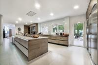 Kuchyň nebo kuchyňský kout v ubytování Villa Carlota