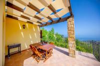 A balcony or terrace at Villa Lavanda