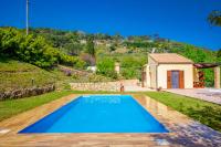 The swimming pool at or close to Villa Lavanda