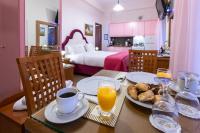 Posteľ alebo postele v izbe v ubytovaní Irida Beach Resort Suites