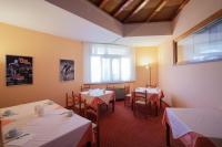 Posedenie v ubytovaní Hotel I Diamanti