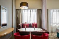 Posezení v ubytování Novotel Suites Mall Avenue Dubai