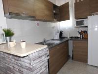 Kuchyňa alebo kuchynka v ubytovaní Ferienhaus "Arizones", Nea Kallikratia, Chalkidiki