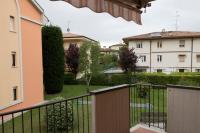 Vonkajšia záhrada v ubytovaní Sirmione Acque del Garda Apartments
