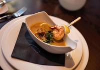 Toit hotelli aladel või selle läheduses