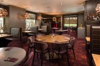 Posezení v ubytování Carlton Hotel