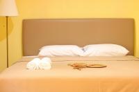 Postel nebo postele na pokoji v ubytování Baankhon Private room in Thai house Check in by yourself code inbox Adult Only