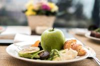 Jídlo v hotelu nebo okolí