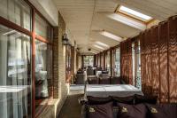 Posezení v ubytování Status Hotel