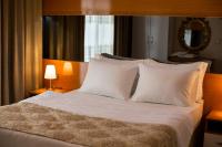 Postel nebo postele na pokoji v ubytování Mersin Vip House Hotel