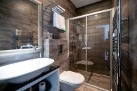 Kúpeľňa v ubytovaní Log In Rooms