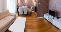 Televízia a/alebo spoločenská miestnosť v ubytovaní Dubrovnik Style Luxury Apartment