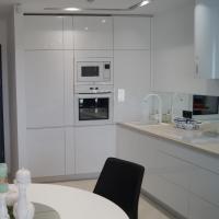 Kuchyňa alebo kuchynka v ubytovaní Apartamenty Oliwia - Wawrzyńca