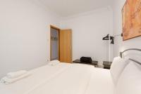 Posteľ alebo postele v izbe v ubytovaní Central Park View Apartment