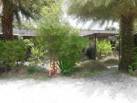 Ein Garten an der Unterkunft B Happy Resort - SHA ExtraPlus