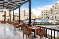 Bazén v ubytování Gravity Hotel & Aqua Park Sahl Hasheesh Families and Couples Only nebo v jeho okolí