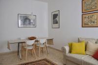 Plan piętra w obiekcie Bright apartment for 5 close to Isola district