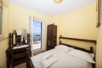 Posteľ alebo postele v izbe v ubytovaní House Mars in Podgora, jacuzzi