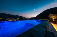 The swimming pool at or close to Hotel Das Dorner
