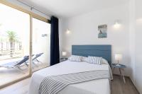 Postel nebo postele na pokoji v ubytování UHC Novelty Apartments