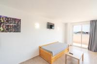 TV a/nebo společenská místnost v ubytování Magalluf Playa Apartments - Adults Only