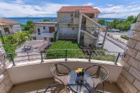 Balkón alebo terasa v ubytovaní Apartments Villa Aquamarine