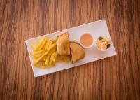 Jídlo v hotelu nebo okolí