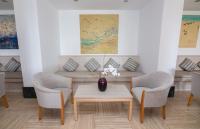 Posedenie v ubytovaní Hotel Club S'Illot