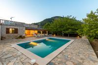 The swimming pool at or close to Villa Granoters By homevillas360