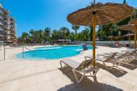 Bazén v ubytovaní Rentalmar Navarra family suites alebo v jeho blízkosti