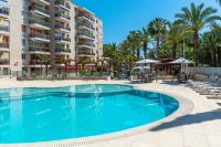 Bazén v ubytovaní Rentalmar Navarra family suites alebo v jeho blízkosti