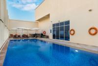 Bazén v ubytování Citymax Hotel Ras Al Khaimah nebo v jeho okolí