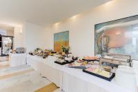 Jídlo v hotelu nebo okolí