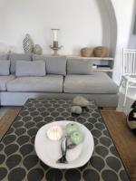 Plán poschodí v ubytovaní Ornos luxurious house