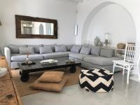 Plán poschodí v ubytovaní Ornos luxurious house