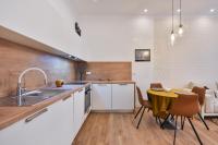 Kuchyňa alebo kuchynka v ubytovaní Center Simeon apartment