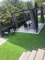 Vonkajšia záhrada v ubytovaní Apartments Jaki