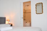 Nice centre- Superbe 100m2 - 10 mn à pied de la mer !にあるバスルーム