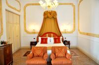 Łóżko lub łóżka w pokoju w obiekcie Hotel Villa Condulmer