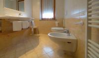 Kúpeľňa v ubytovaní Hotel Beau Sejour Pré-Saint-Didier