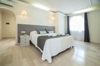 Grand Hotel Palladium Santa Eulalia del Río, Santa Eularia ...