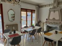 A seating area at La Dimora del Conte