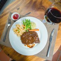 Comida en el hotel o alrededores