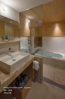 THE MACHIYA VILLA 三条しらかわ小路にあるバスルーム