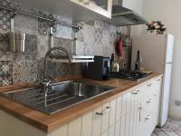 Kuchyňa alebo kuchynka v ubytovaní Casa vacanze Borgo marinaro