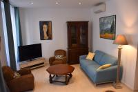 Nice centre- Superbe 100m2 - 10 mn à pied de la mer !にあるテレビまたはエンターテインメントセンター