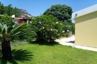 Ogród w obiekcie Villa Azzurra nel centro di Costa Rei