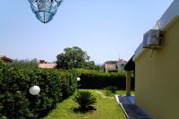 Ogród w obiekcie Villa Azzurra nel centro di Costa Rei