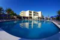 Bazén v ubytovaní Eleftheria Hotel alebo v jeho blízkosti