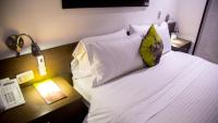 Hotel Golden Palermoにあるベッド